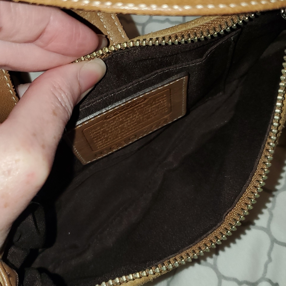 Purse - Picture 3 of 6